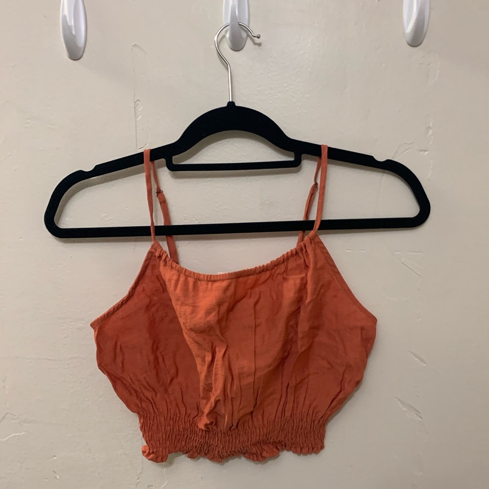Crop tank top
